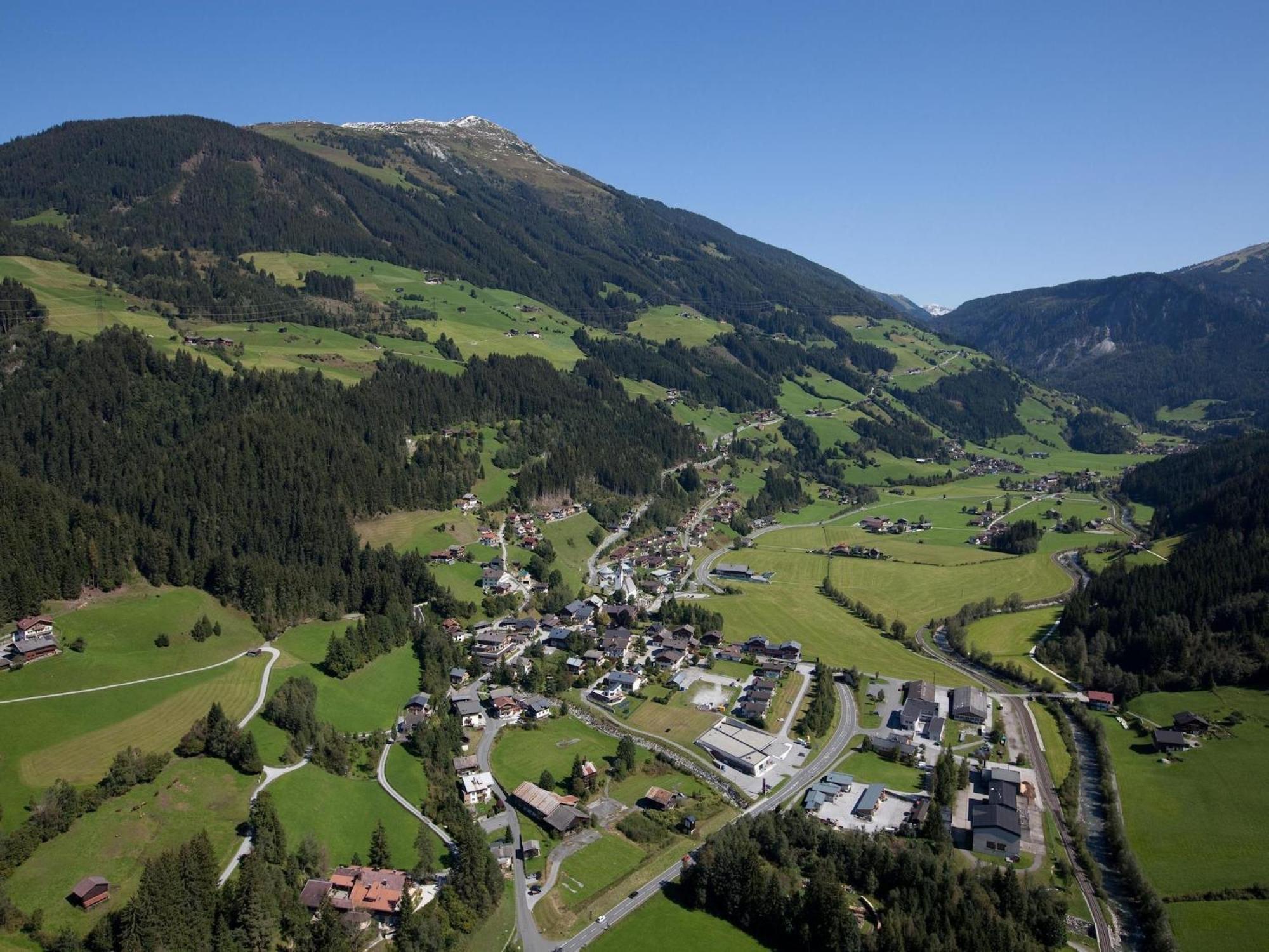 Apartment In Wald Im Pinzgau With Swimming Pool And Views Kültér fotó